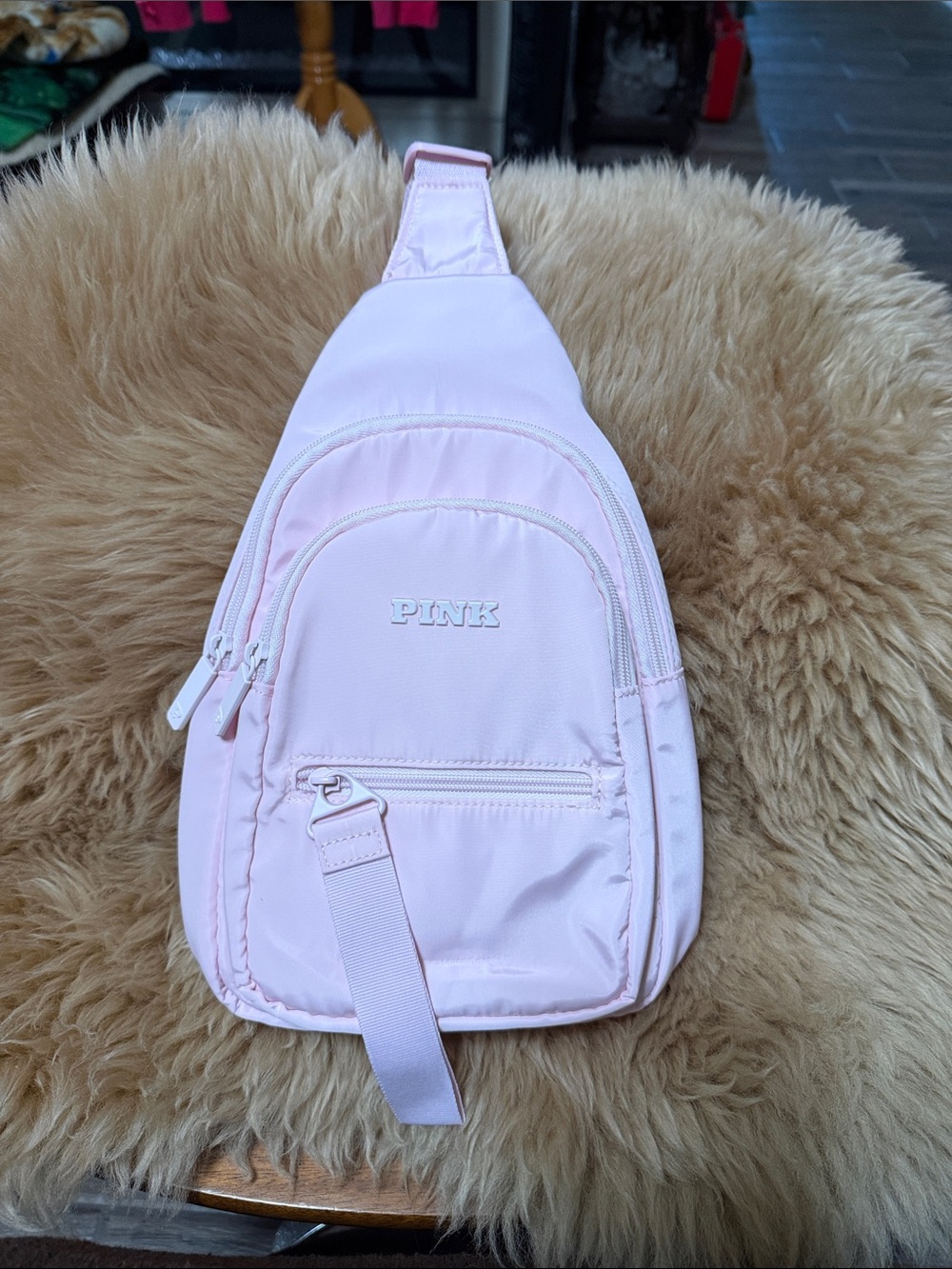 VICTORIA'S SECRET PINK NYLON SLING BACKPACK BABY PINK NEVER BEEN USED